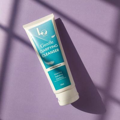 Moon Touch-Gentle Clarifying Cleanser By Live Organics